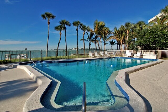 fiberglass pools in florida